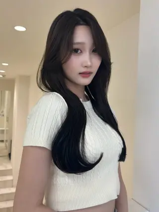 ロング カラー momo /ニュアンスレイヤーのヘアスタイル