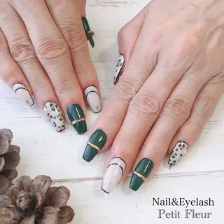 ネイル Petit Fleur所属・青柳 亜梨奈のマツエク・マツパデザイン