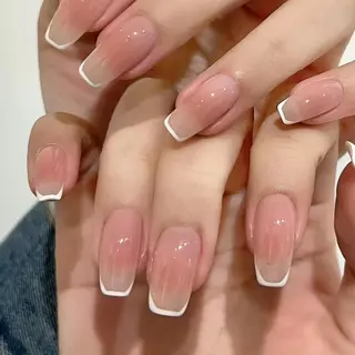 ネイル RAFFINE 月🦋🩵のネイルデザイン