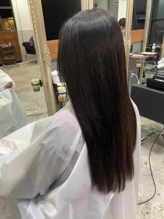 ロング 大内 志穂のヘアスタイル