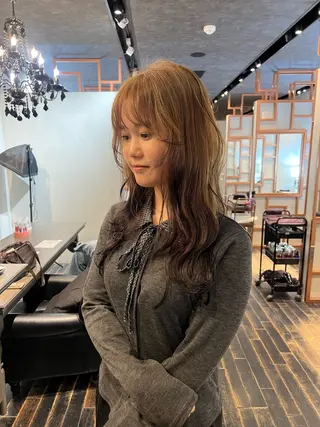 セミロング カラー Aya/四条烏丸/ インナーカラーのヘアスタイル