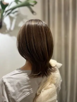 カラー 山本 寛大のヘアスタイル