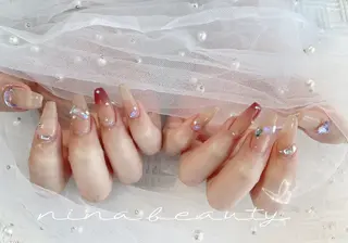 セミロング ninabeauty 新宿のネイルデザイン