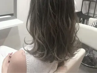 ミディアム カラー ネイル マツエク・マツパ 🌈髪質改善カラーの 🌈坂本侑樹のヘアスタイル