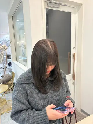 ミディアム カラー 加賀谷 乙葉のヘアスタイル