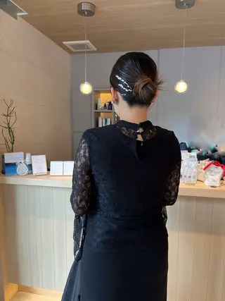 ロング ヘアアレンジ 伊佐治 夕芽のヘアスタイル