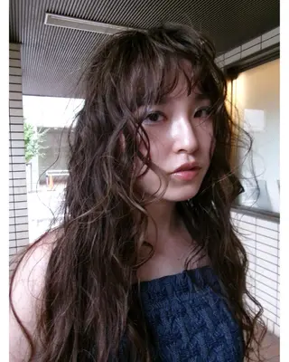 セミロング パーマ デザインカット/ パーマ/nanaのヘアスタイル