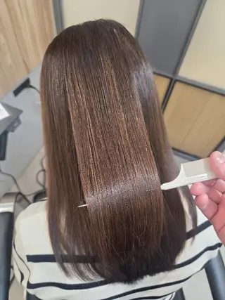 セミロング ioe三宮☀️ 髪質改善　梅澤健之のヘアスタイル