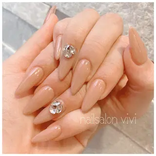 ネイル ＶＩＶＩ nailsalonのネイルデザイン