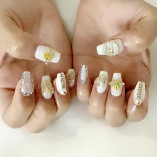 ネイル 💎🐰 saki. m 🐰💎のネイルデザイン