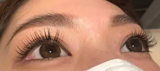 マツエク・マツパ arev所属・矢野 詩依奈の眉毛・アイブロウイメージ