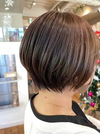 ショート 山本　恵 (やまもと  けい)のヘアスタイル