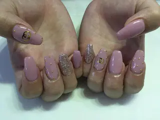 ネイル 💎🐰 saki. m 🐰💎のネイルデザイン