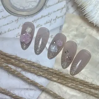 ネイル DOMI　NAIL 💅🏻のネイルデザイン