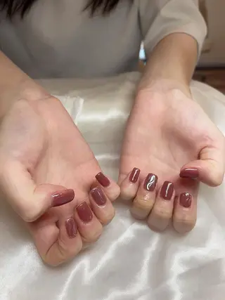 ネイル Ui_Amor (パラジェル)のネイルデザイン