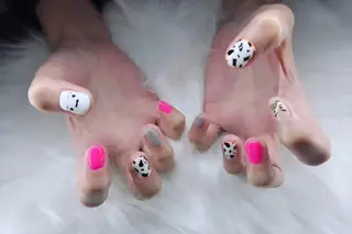 京免 もものネイルデザイン