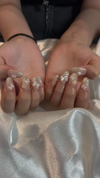 ネイル 藤井 里緒奈のネイルデザイン