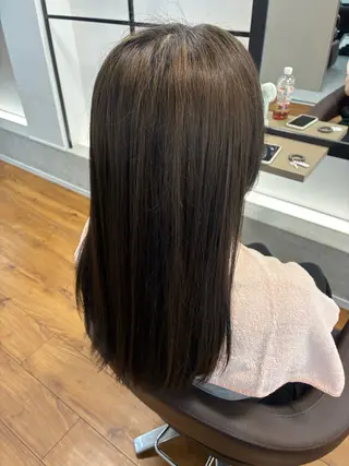 セミロング カラー 石川 菜月のヘアスタイル