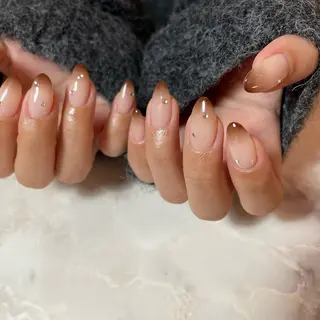 ネイル Ami 🦥のネイルデザイン