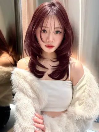 ミディアム カラー 大宮レイヤーカット ハッシュ　柏崎颯刀のヘアスタイル