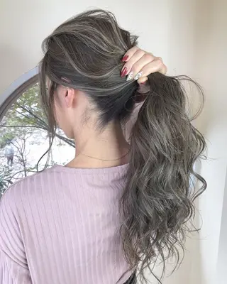 ロング カラー パーマ 上霜 菜月のヘアスタイル