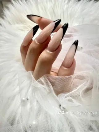 ネイル nail salon oneness🎀のネイルデザイン