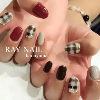 ネイル Arowa 伊田のネイルデザイン