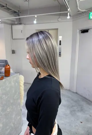 カラー 心斎橋ブリーチ特化 rikitoのヘアスタイル