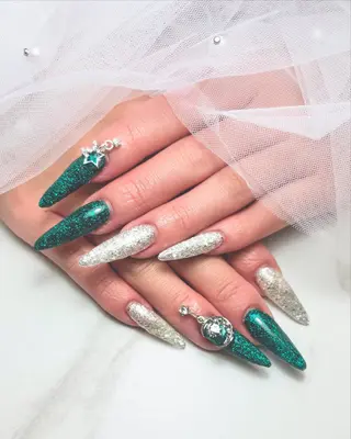 ネイル nailist wakanaのネイルデザイン