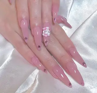 ネイル EMINAL 恵比寿 RIKO♡のネイルデザイン