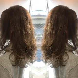 セミロング カラー 柴田 祐輔のヘアスタイル