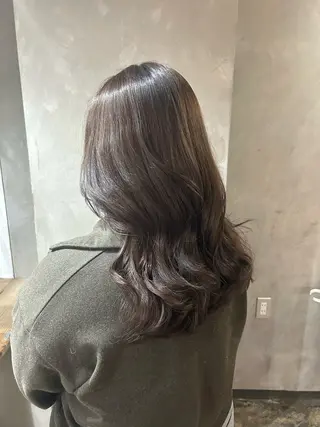 セミロング カラー 福村 彩夏のヘアスタイル