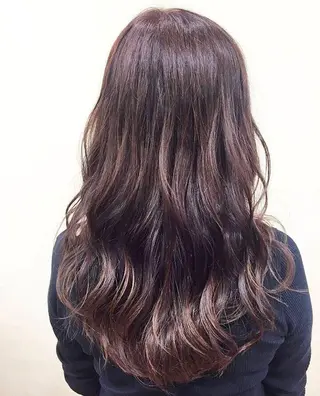 ロング カラー ヘアアレンジ 🥀暖色韓国ヘア💕 保科侑花のヘアスタイル