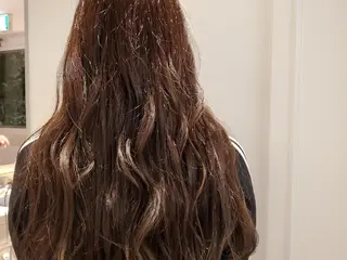 ロング 中山 凪沙のヘアスタイル