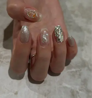 ネイル Hikari 🌺のネイルデザイン