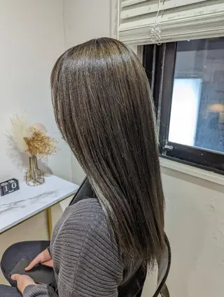 ロング nanami /Toiroのヘアスタイル