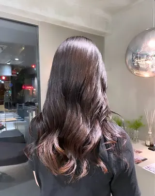 ロング カラー porto まなみのヘアスタイル