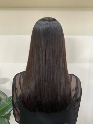 ロング 西田 雪乃のヘアスタイル