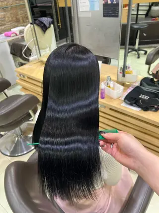 ミディアム 暖色ｶﾗｰ/ﾚｲﾔｰ ｶｯﾄ/Yunaのヘアスタイル