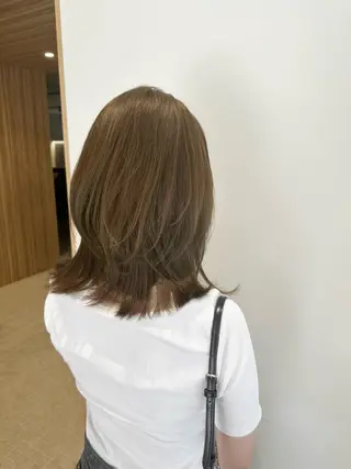 ミディアム カラー いまじゅく あおいのヘアスタイル