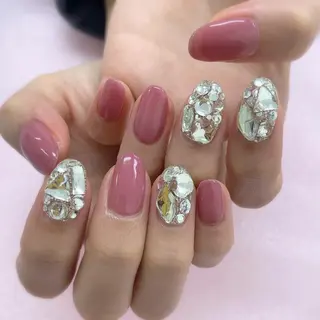 ネイル 五十嵐 美智のネイルデザイン