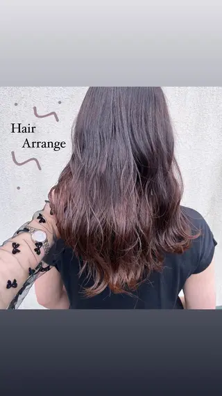 ロング 西 沙菜/トレンド カラー/透明感カラーのヘアスタイル