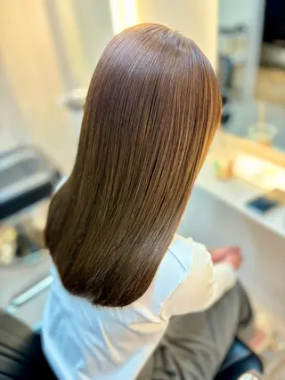 ロング カラー 藤井 ユウキのヘアスタイル