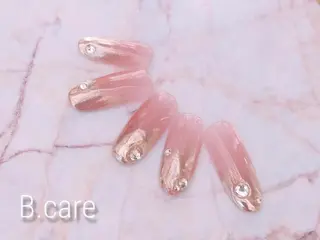 ネイル B.care自由ヶ丘所属・早坂  のネイルデザイン