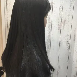 ロング カラー パーマ embrace エンブレイスのヘアスタイル