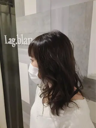 ミディアム 井上 みわこのヘアスタイル