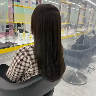 ミディアム カラー ヘアアレンジ ☁️縮毛矯正✖️ 透明感☁️りくのヘアスタイル