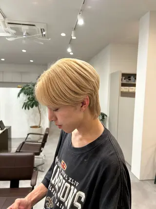 メンズ YUEN イシイ アミのヘアスタイル