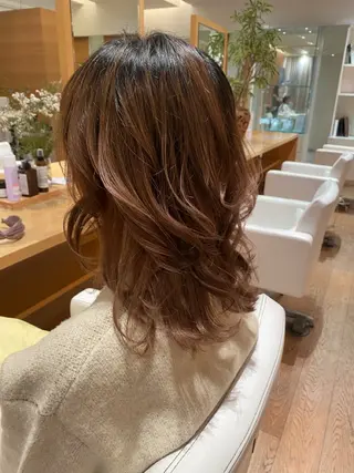 セミロング ホワイトハウス芦屋さくら並木店所属・井戸上 颯太のヘアスタイル