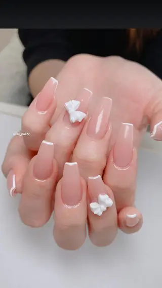 ネイル JINI NAIL所属・ジニ ネイルのネイルデザイン
